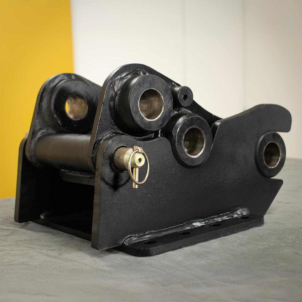 Kubota KX71 Quick Attach Coupler Lifestyle Image 1