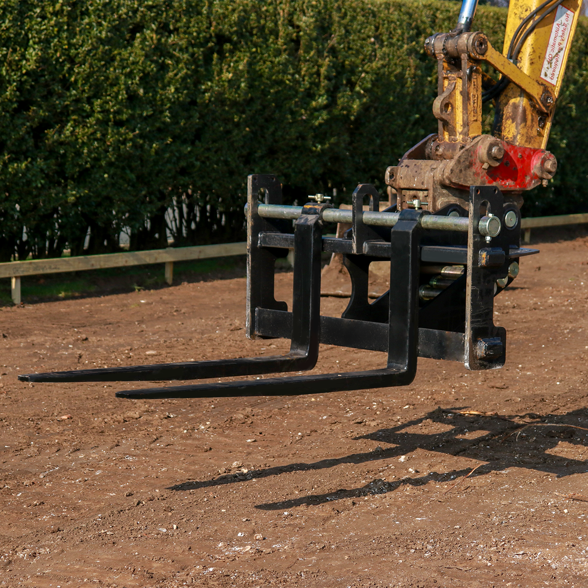 Linkbelt 130 X4 Pallet Forks Lifestyle Image 4