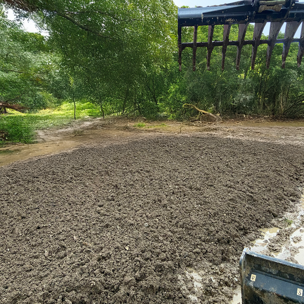 2F Land Rake 48" / 1200mm Lifestyle Image 4